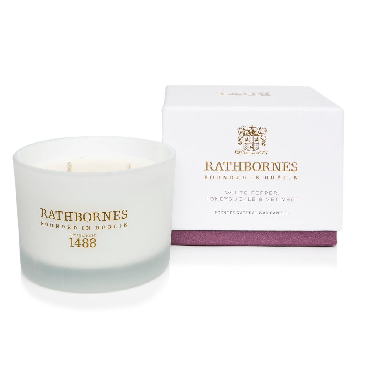White Pepper, Honeysuckle & Vetivert Classic Scented Candle